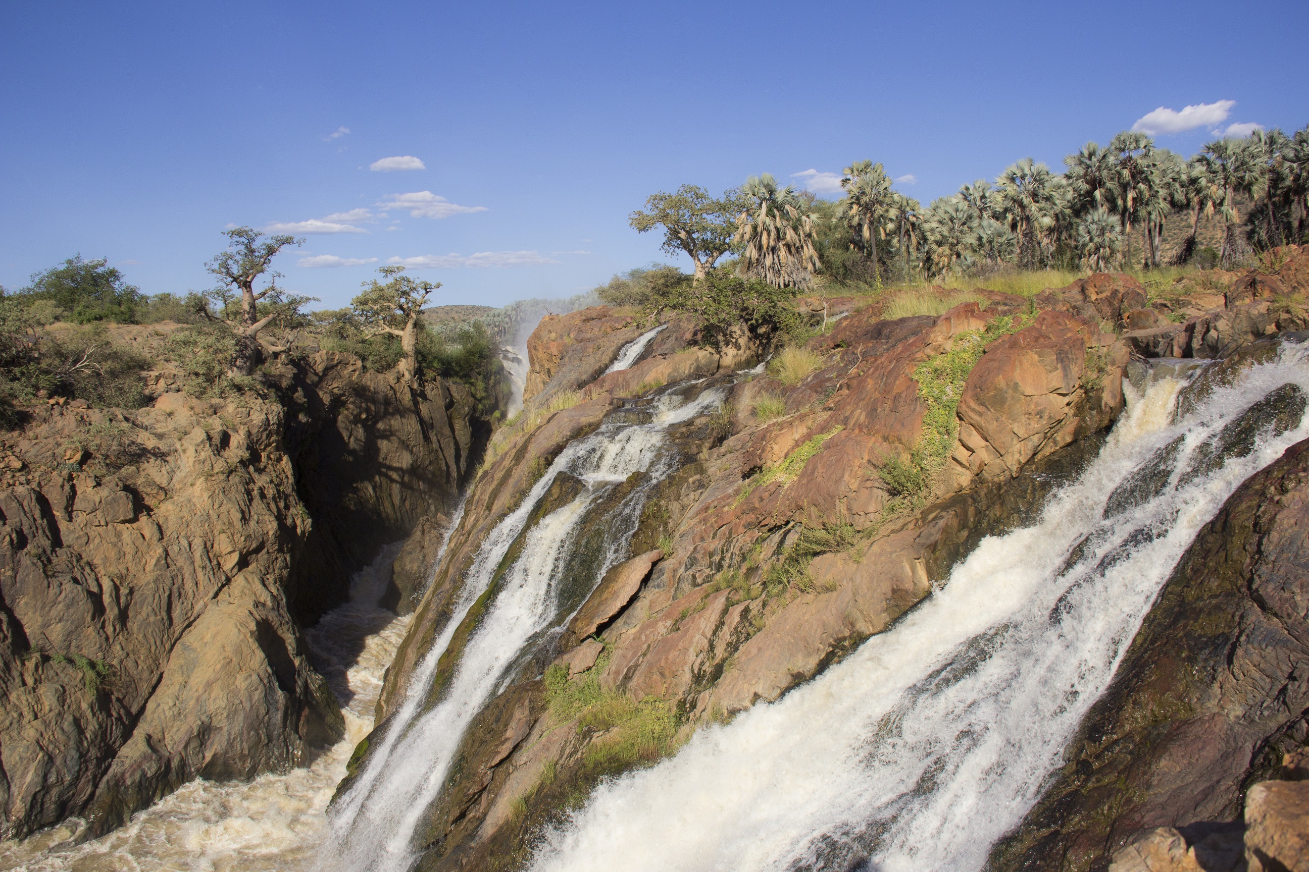 Afrika Safari in Nord Namibia - Epupa Falls an der Grenze zu Angola